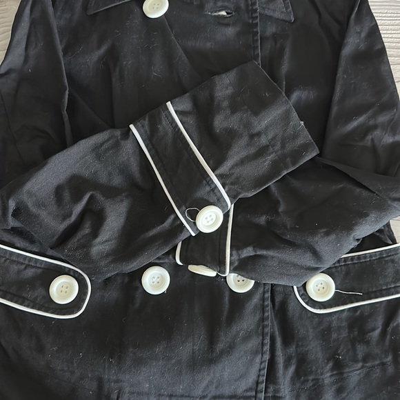 H&M Black and White Jacket-size 8 - Picture 6 of 6